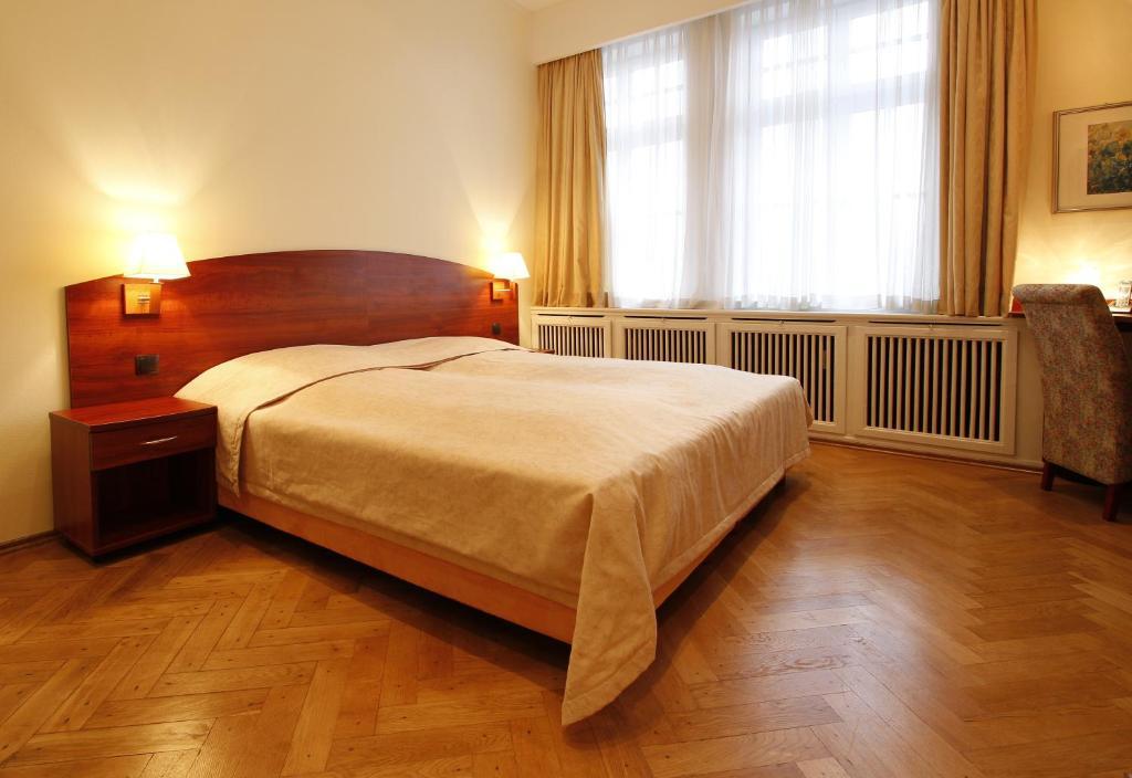 Hotel Preuss Im Dammtorpalais 함브루크 객실 사진