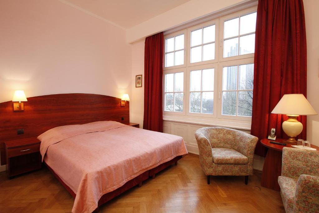 Hotel Preuss Im Dammtorpalais 함브루크 객실 사진